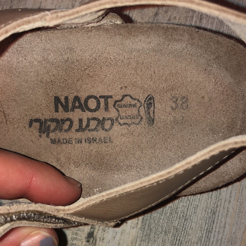 Elegant naot krista sandals beige and sparkly shoes size 38 naot footwear gold - Picture 6 of 8